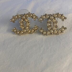 Gold Pearl Stud Earrings